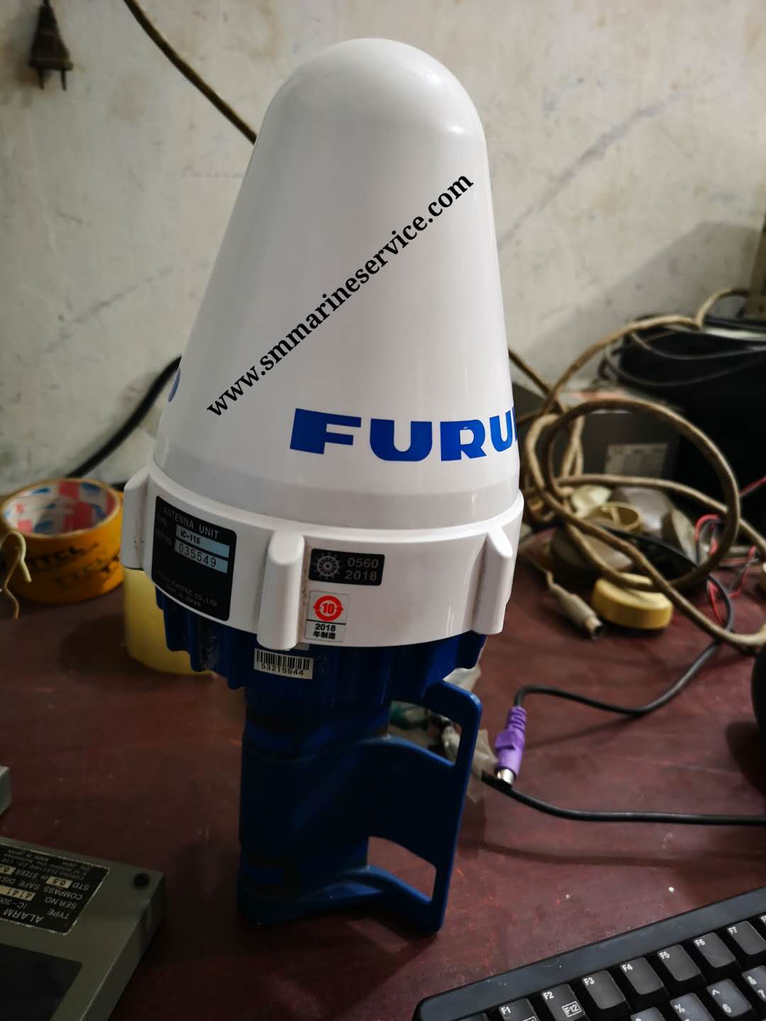 uploads/PhotoImages/Furuno_Inmarsat-C_IC-115_Antenna.jpg